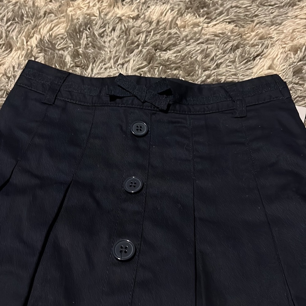 uniform skort - Picture 2 of 3